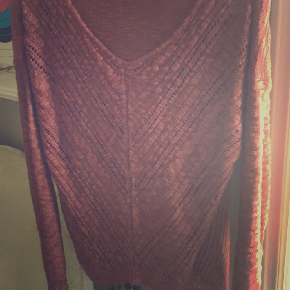 Pink maroon sweater 100% Acrylic made in China